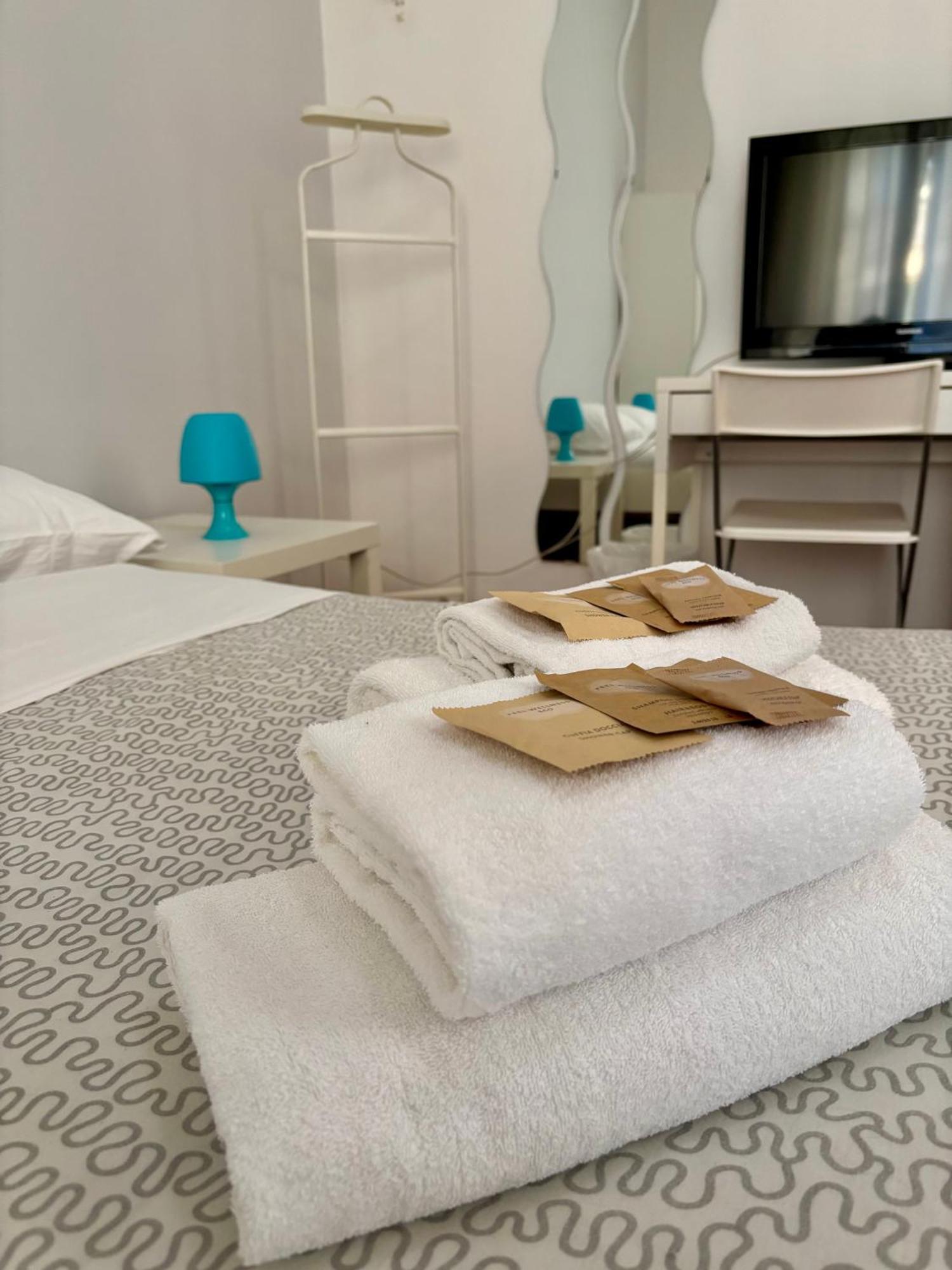 Castelnuovo Rooms #Politeama Palermo Buitenkant foto