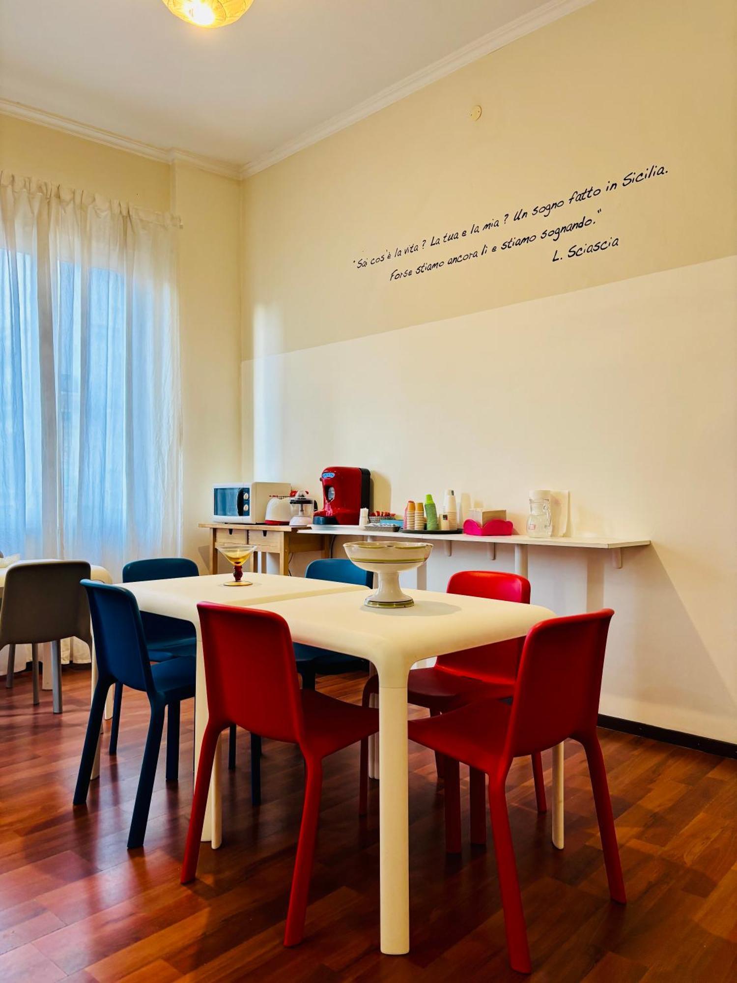 Castelnuovo Rooms #Politeama Palermo Buitenkant foto