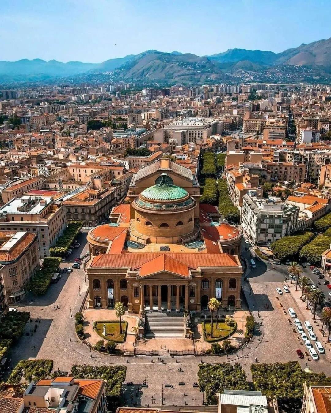 Castelnuovo Rooms #Politeama Palermo Buitenkant foto
