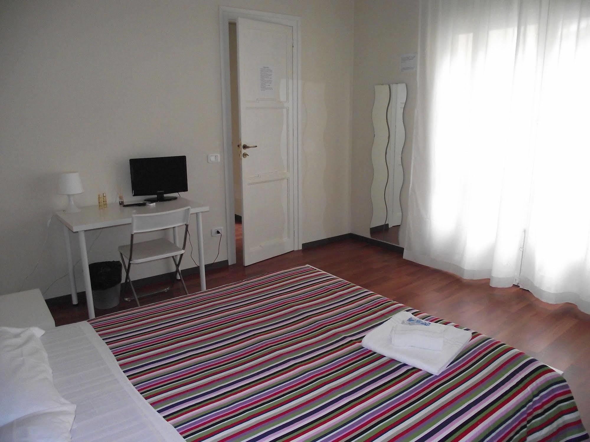Castelnuovo Rooms #Politeama Palermo Buitenkant foto