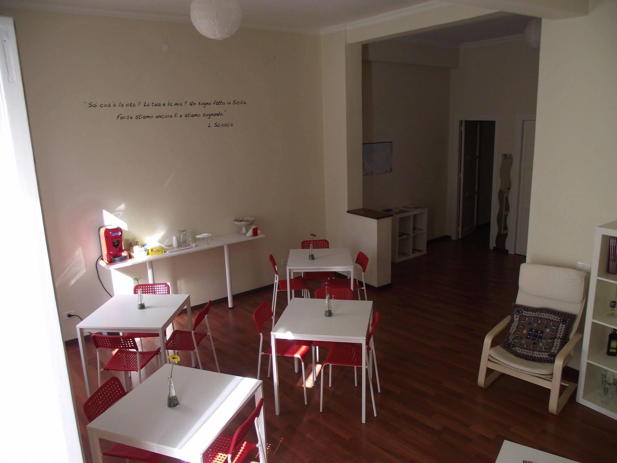 Castelnuovo Rooms #Politeama Palermo Buitenkant foto